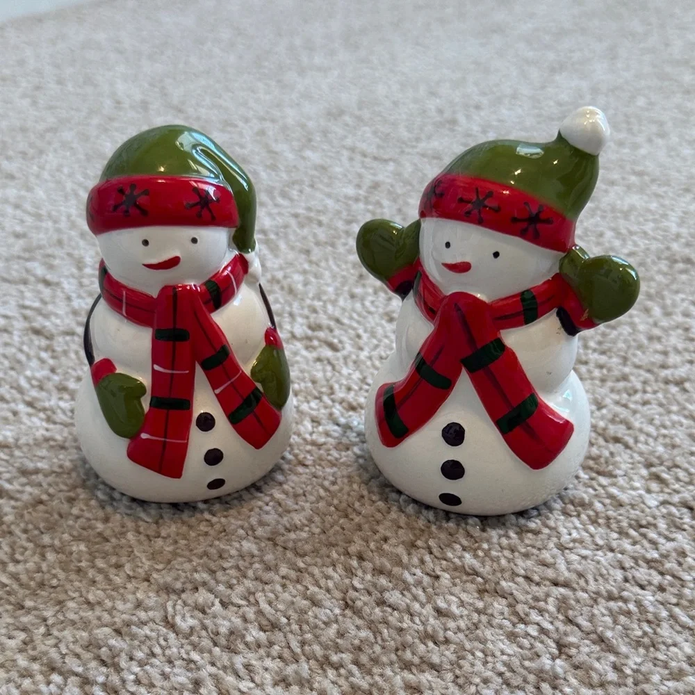 Holiday Snowman Salt & Pepper Shakers